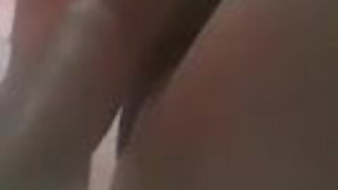 Sudanese young girl 21 Maay in bathroom fingering for me