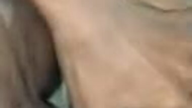 Young srilanka girl fucking and moaning