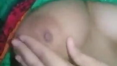 Husband abroad, there is a handsome brother-in-law