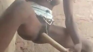 Creamy pussy with her very long dildo..!!