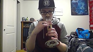 Cute Nerd Doing Rips